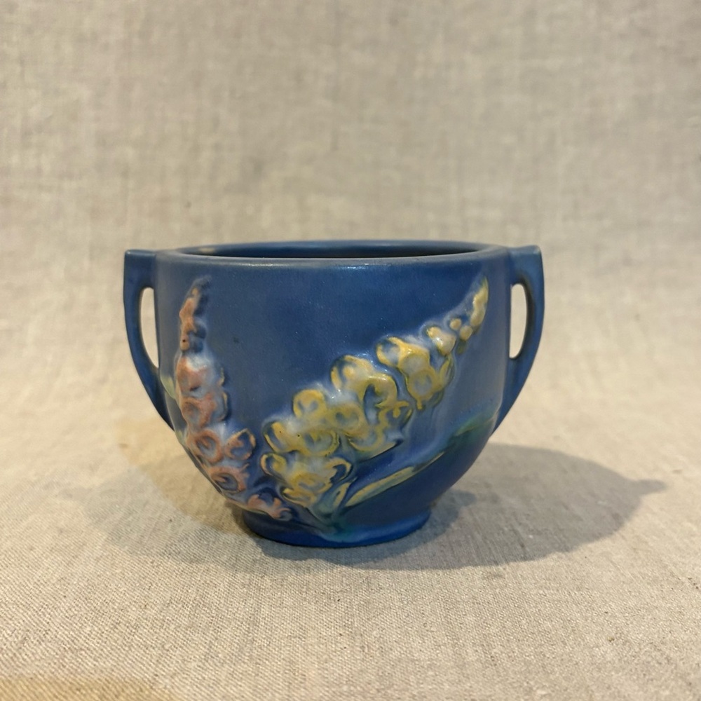 Vintage Small ROSEVILLE Pottery planter